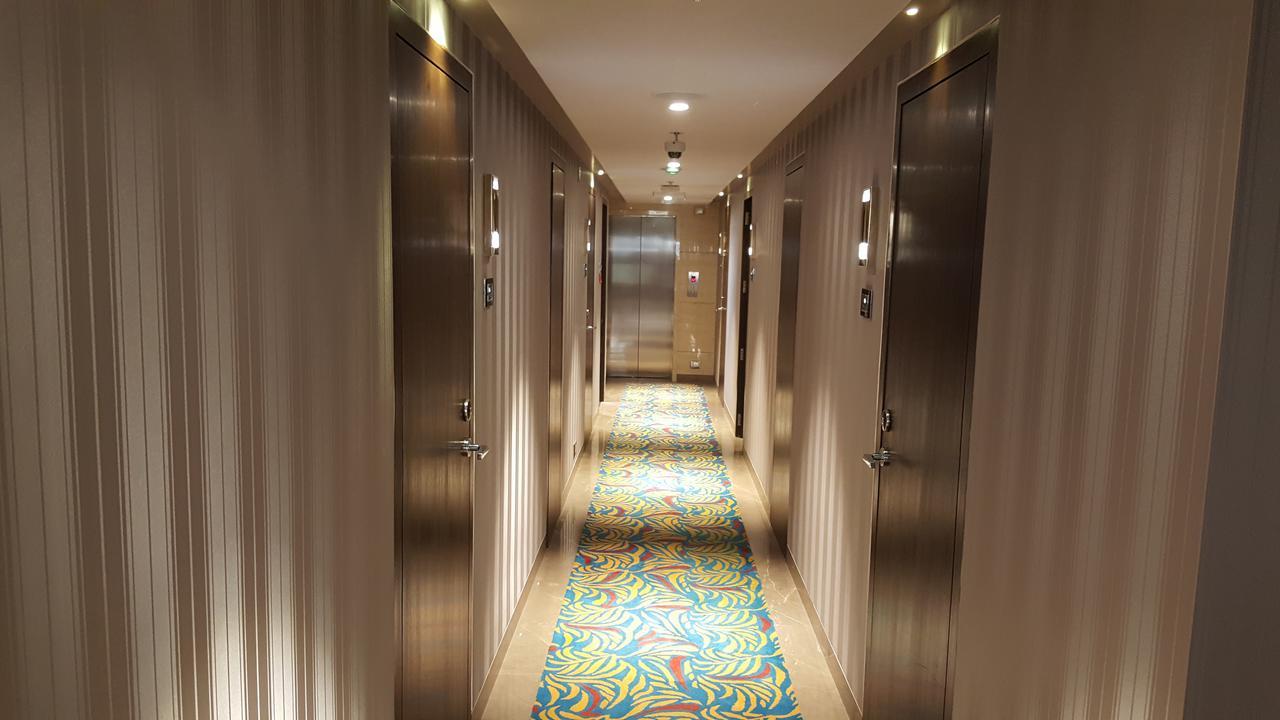 Hotel Peninsula Redpine Bombaj Exteriér fotografie
